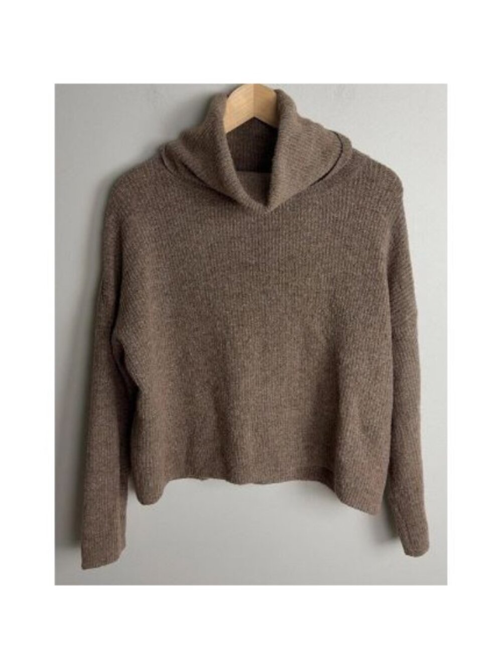 Dreamers by Debut Brown Ribbed Turtleneck Sweater Size XS Long Sleeve Women’s